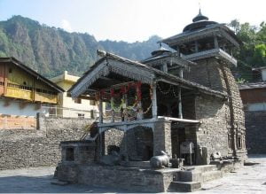 lakhamandal-madir
